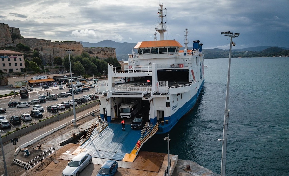 Traghetto per Isola d'Elba