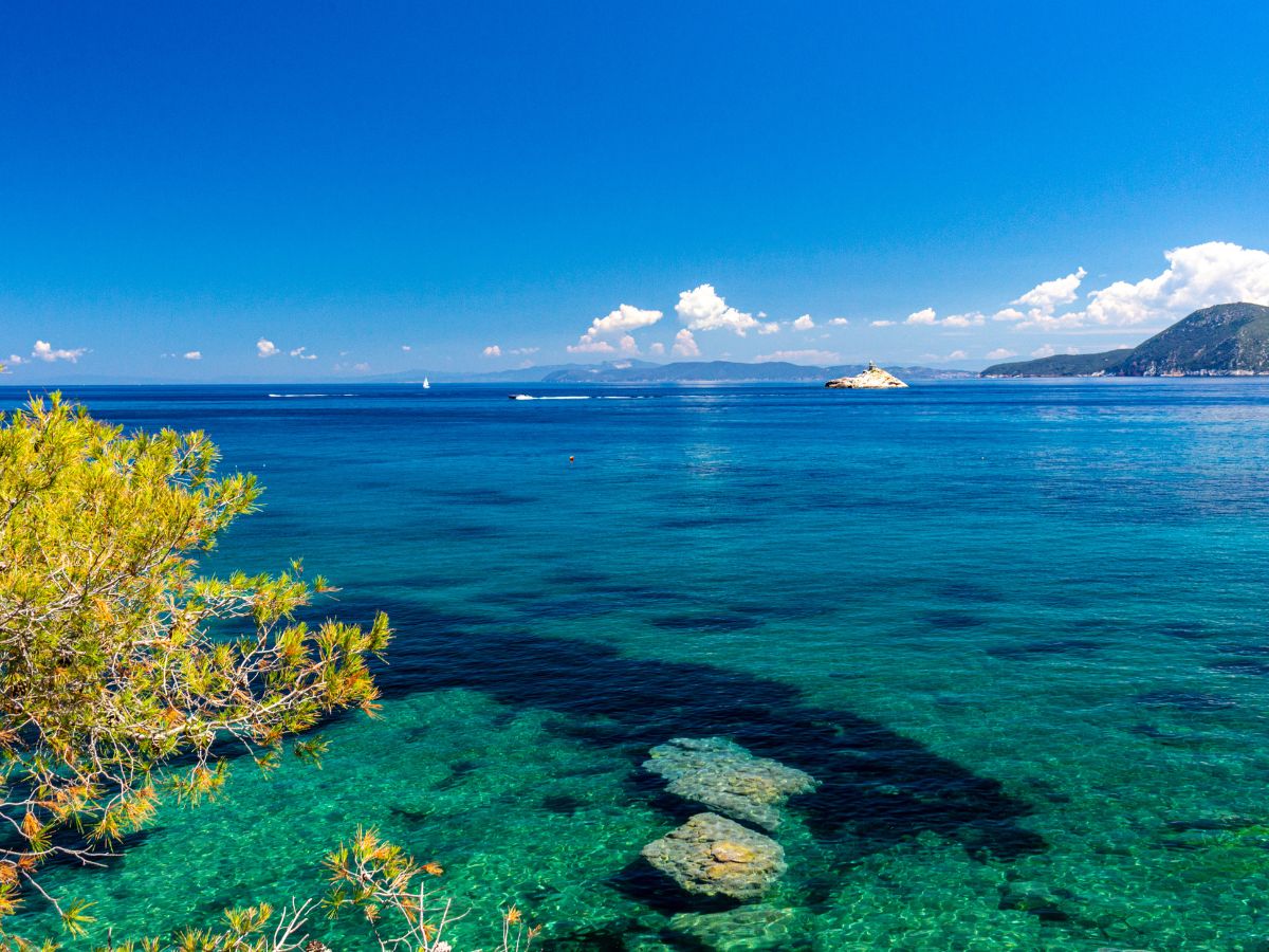 Vista mare - Prenotare una vacanza in hotel all’Isola d’Elba: guida completa